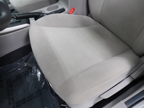 Used 2013 Toyota Corolla L image 11