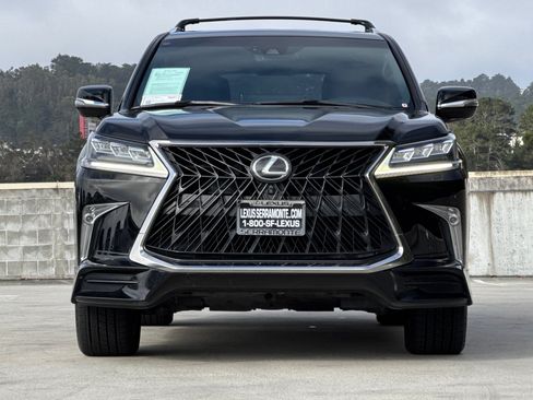 Used 2020 Lexus LX 570 4WD w/ Sport Package image 6