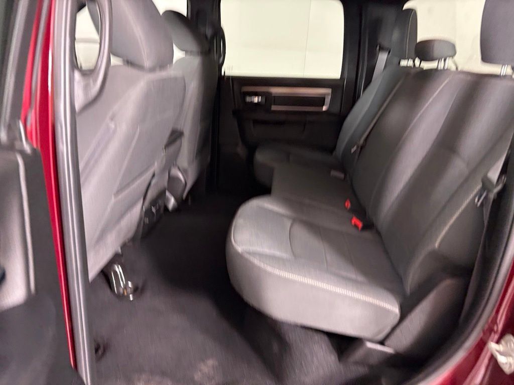 Used 2024 RAM 1500 Warlock AWD/4WD image 33