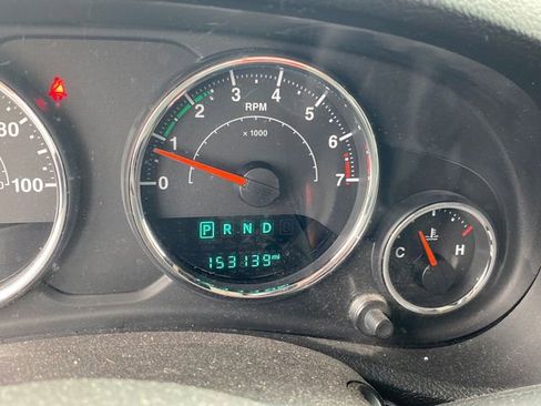 Used 2015 Jeep Wrangler Unlimited Sport w/ Quick Order Package 24S AWD/4WD image 8