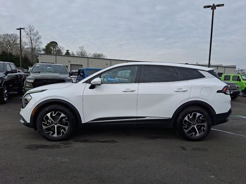 Used 2023 Kia Sportage EX image 15