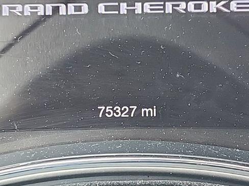 Used 2019 Jeep Grand Cherokee Limited AWD/4WD image 11