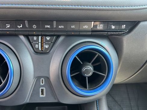 Used 2023 Chevrolet Blazer RS w/ Enhanced Convenience Package AWD/4WD image 24