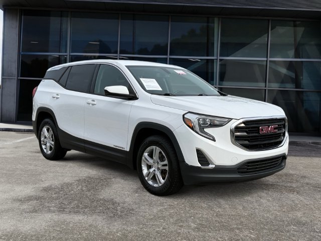 Used 2018 GMC Terrain SLE AWD/4WD image 1