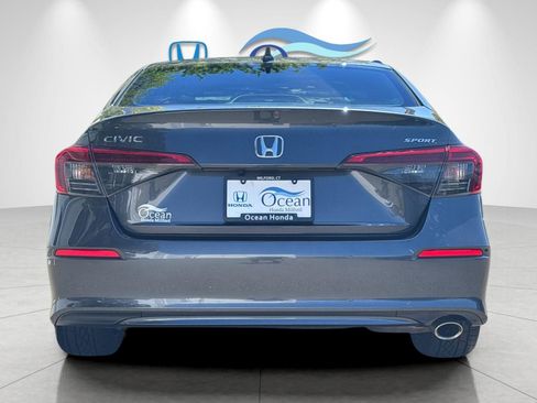 Used 2023 Honda Civic Sport image 4