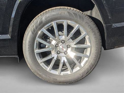 New 2026 GMC Terrain Denali w/ LPO, Floor Liner Package image 10