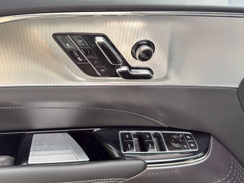 Certified 2024 Cadillac Lyriq Tech AWD/4WD image 18