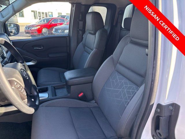 Certified 2025 Nissan Frontier SV AWD/4WD image 17