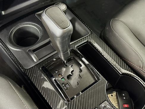Used 2020 Toyota 4Runner 4WD image 19