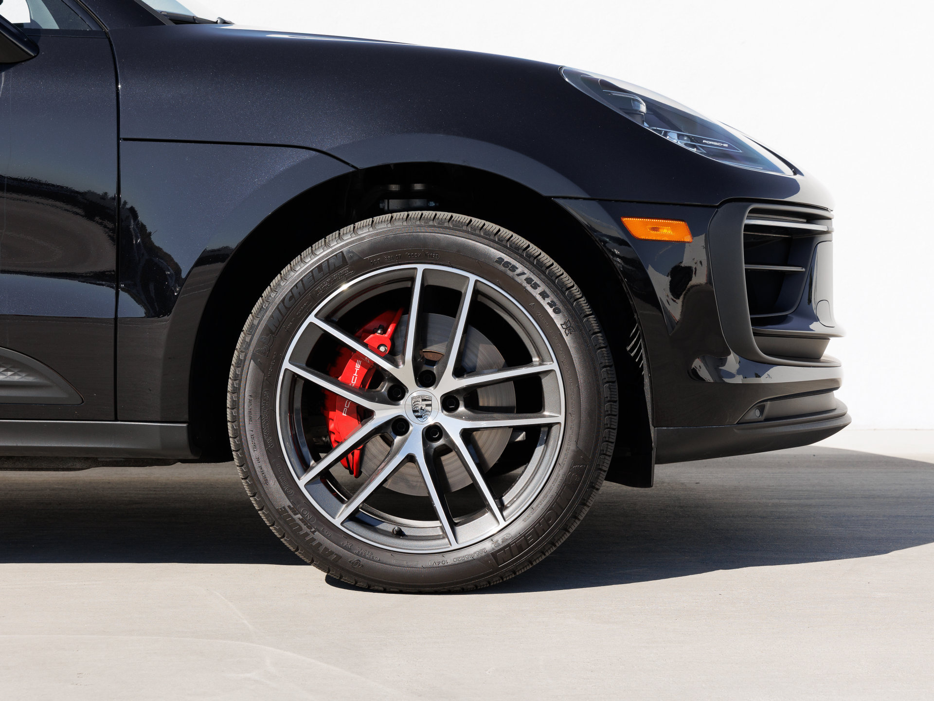Certified 2026 Porsche Macan S AWD/4WD image 11