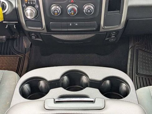 Used 2020 RAM 1500 Classic SLT RWD image 18