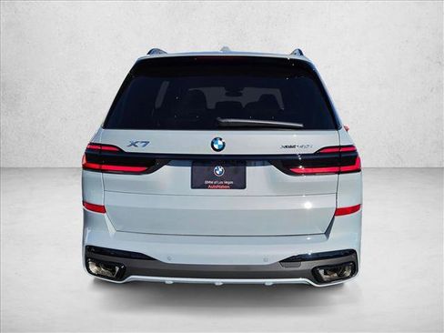 New 2026 BMW X7 xDrive40i image 8