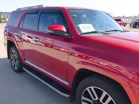 Used 2024 Toyota 4Runner Limited AWD/4WD image 10