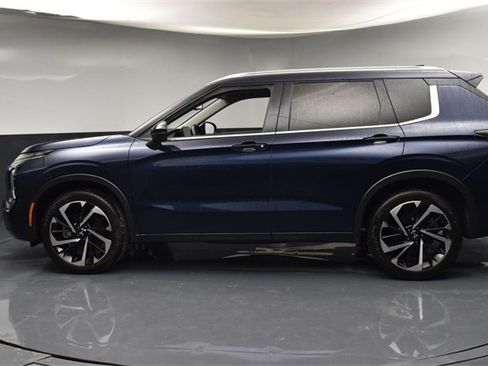 Used 2024 Mitsubishi Outlander SEL image 5