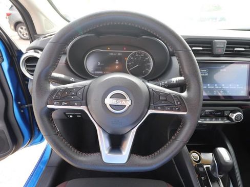 Used 2024 Nissan Versa SR FWD image 17