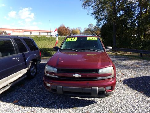 Used 2005 Chevrolet TrailBlazer EXT LT image 2