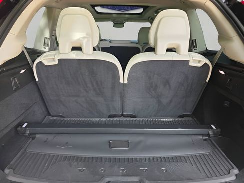Used 2023 Volvo XC90 B6 Plus w/ Protection Package AWD/4WD image 6