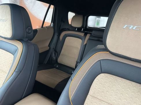 New 2026 Chevrolet Equinox ACTIV AWD/4WD image 14