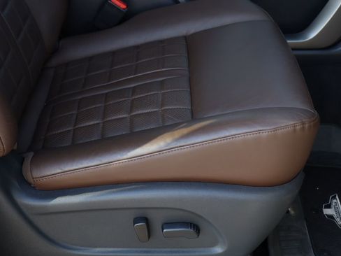 Used 2023 Nissan Titan Platinum Reserve w/ Moonroof Package image 29