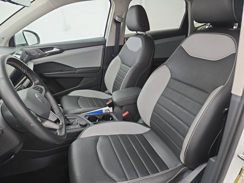 Used 2024 Volkswagen Taos SEL image 14