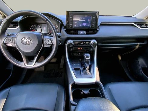 Used 2021 Toyota RAV4 XLE Premium FWD image 16
