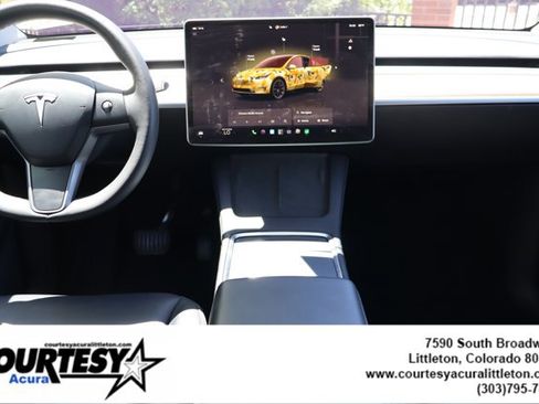 Used 2024 Tesla Model Y Long Range AWD/4WD image 11
