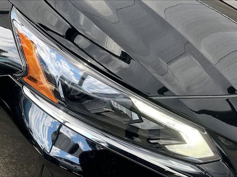 Certified 2025 Nissan Altima 2.5 SV FWD image 27