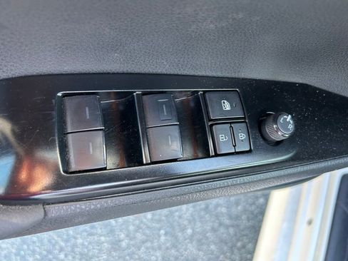 Used 2025 Toyota Camry LE image 15