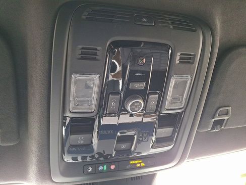 Used 2025 Cadillac Escalade Sport Platinum w/ LPO, Floor Liner Package image 34