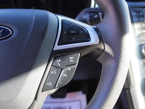 Used 2014 Ford Fusion SE image 17
