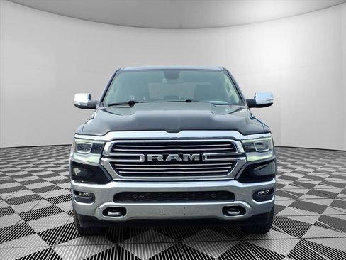 Used 2020 RAM 1500 Laramie AWD/4WD image 2