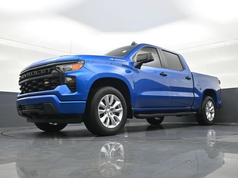 Used 2024 Chevrolet Silverado 1500 Custom RWD image 24