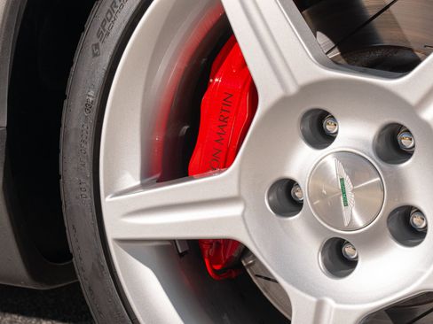 Used 2003 Aston Martin DB7 Vantage RWD image 25