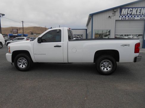 Used 2008 Chevrolet Silverado 1500 W/T w/ LS Package AWD/4WD image 6