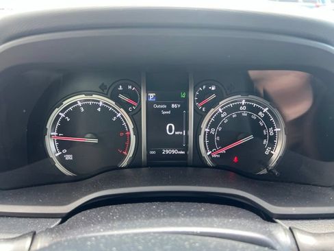 Used 2024 Toyota 4Runner TRD Off-Road Premium AWD/4WD image 5
