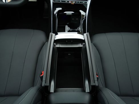 New 2026 Mercedes-Benz CLE 450 4MATIC Coupe image 29