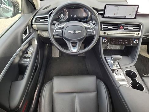Used 2025 Genesis G70 2.5T AWD/4WD image 11