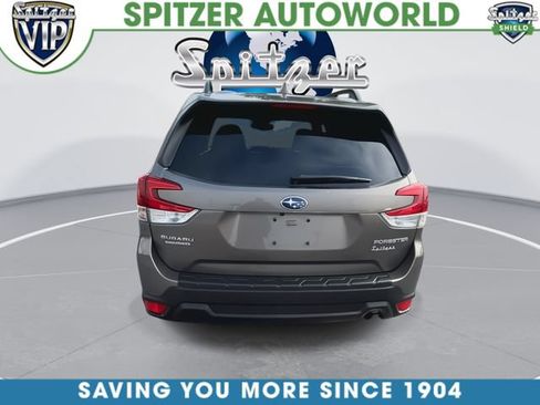 Used 2019 Subaru Forester Premium w/ All-Weather Package AWD/4WD image 8