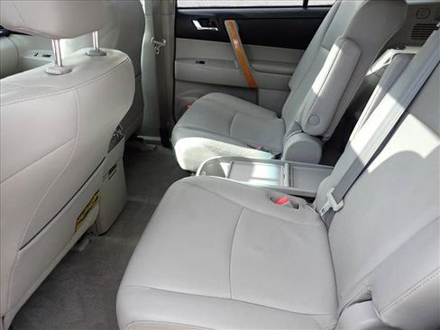 Used 2008 Toyota Highlander Limited AWD/4WD image 10