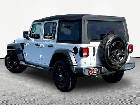 Used 2018 Jeep Wrangler Unlimited Sport S AWD/4WD image 4