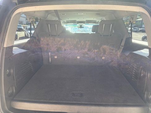 Used 2018 Chevrolet Suburban LS image 14