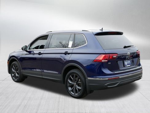 Certified 2023 Volkswagen Tiguan SE image 3