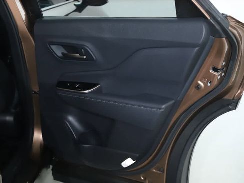 Certified 2025 Toyota Crown Signia AWD/4WD image 30