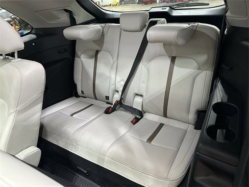 Certified 2024 MAZDA CX-90 3.3 Turbo w/ Premium Plus Pkg image 30