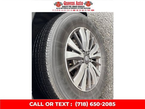 Used 2019 Nissan Pathfinder S AWD/4WD image 28