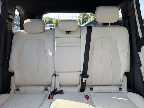 Used 2026 Mercedes-Benz GLB 250 4MATIC image 28