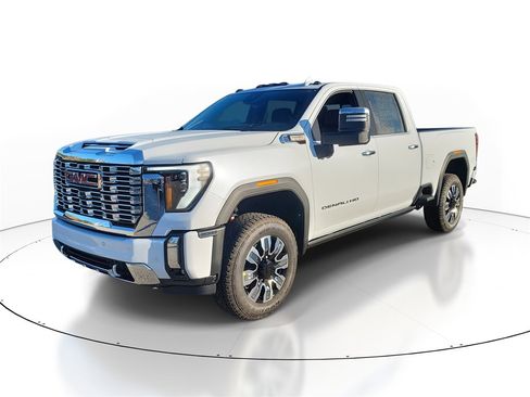 New 2026 GMC Sierra 2500 Denali w/ Denali Reserve Package image 3