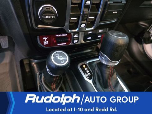 Used 2022 Jeep Wrangler Unlimited Rubicon w/ Steel Bumper Group AWD/4WD image 22