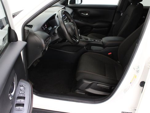 Used 2024 Honda HR-V Sport image 14