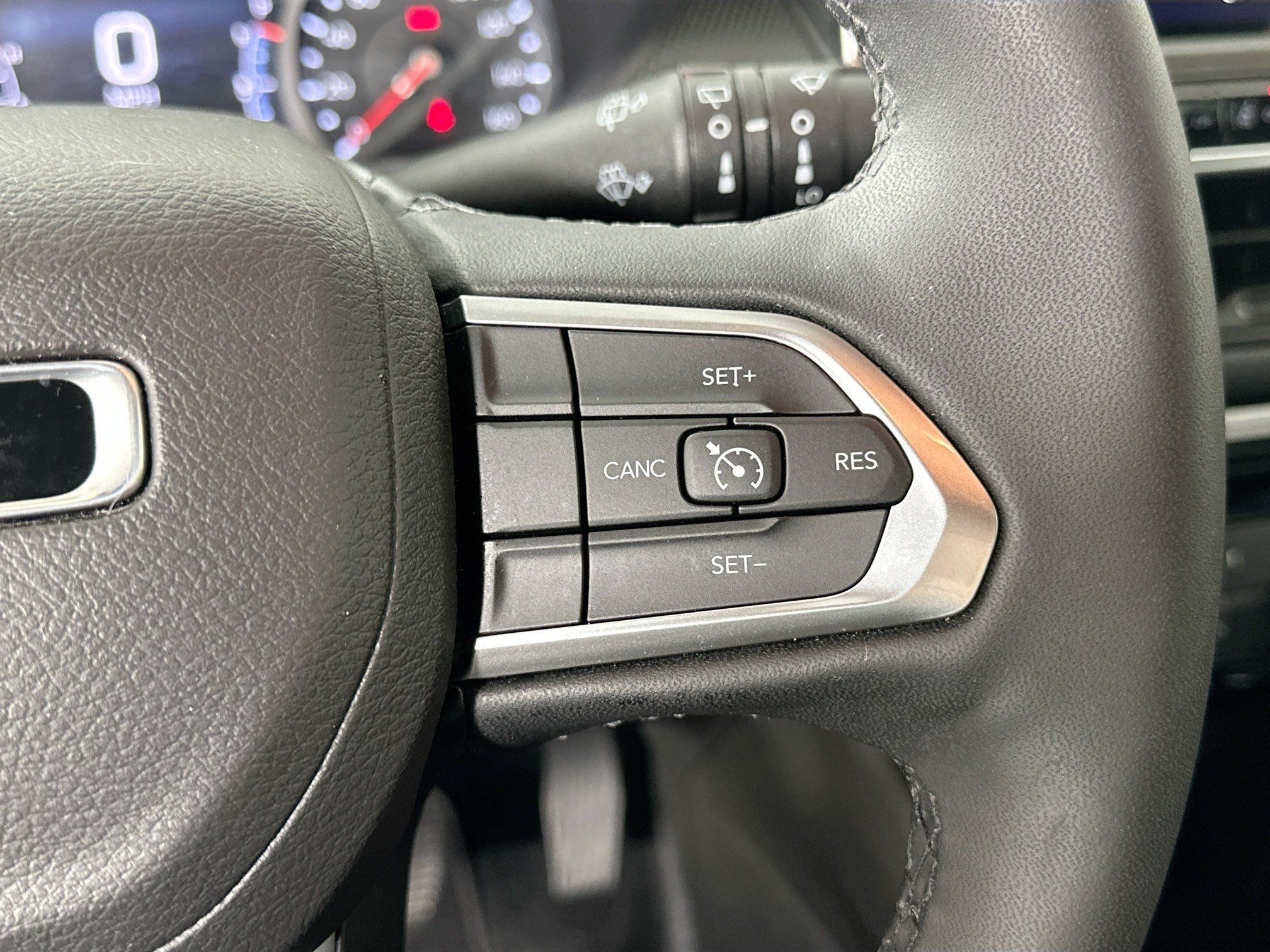Certified 2025 Jeep Compass Latitude w/ Altitude Special Edition AWD/4WD image 13